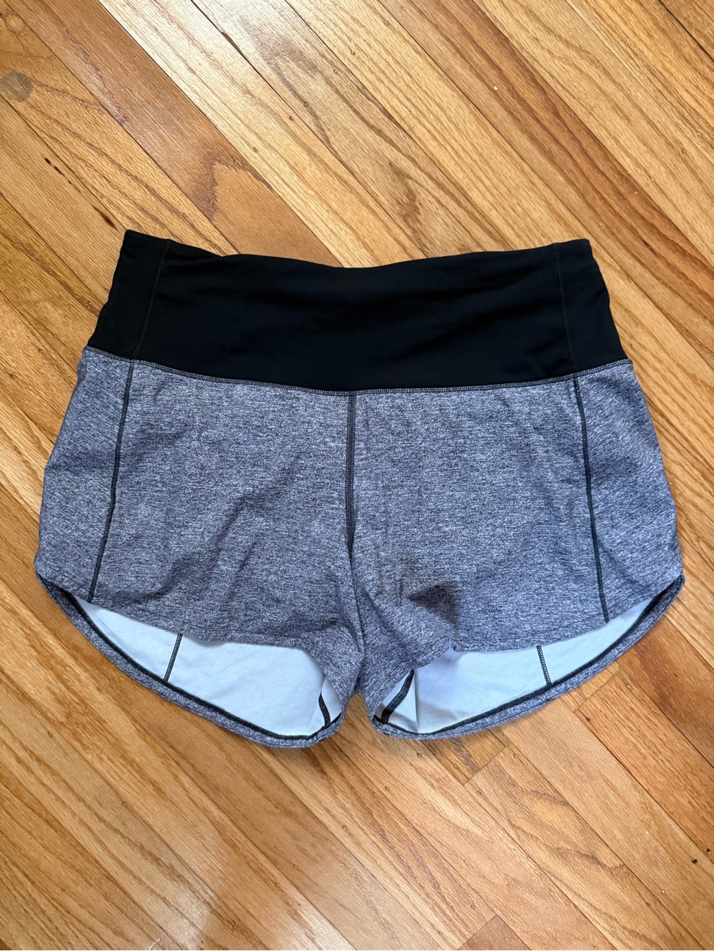 Lululemon Speed Up Shorts Gray with Black Waistband